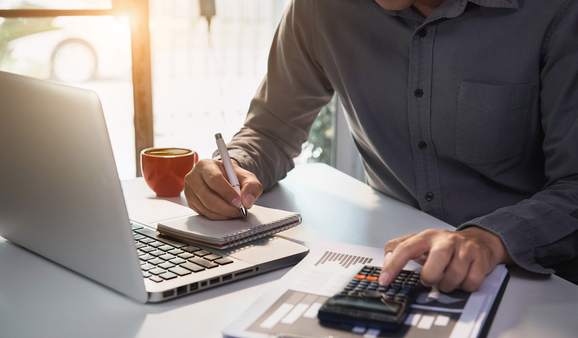 Quantenphysik für Einsteiger:innen: Einfach erklärt, spannend entdeckt