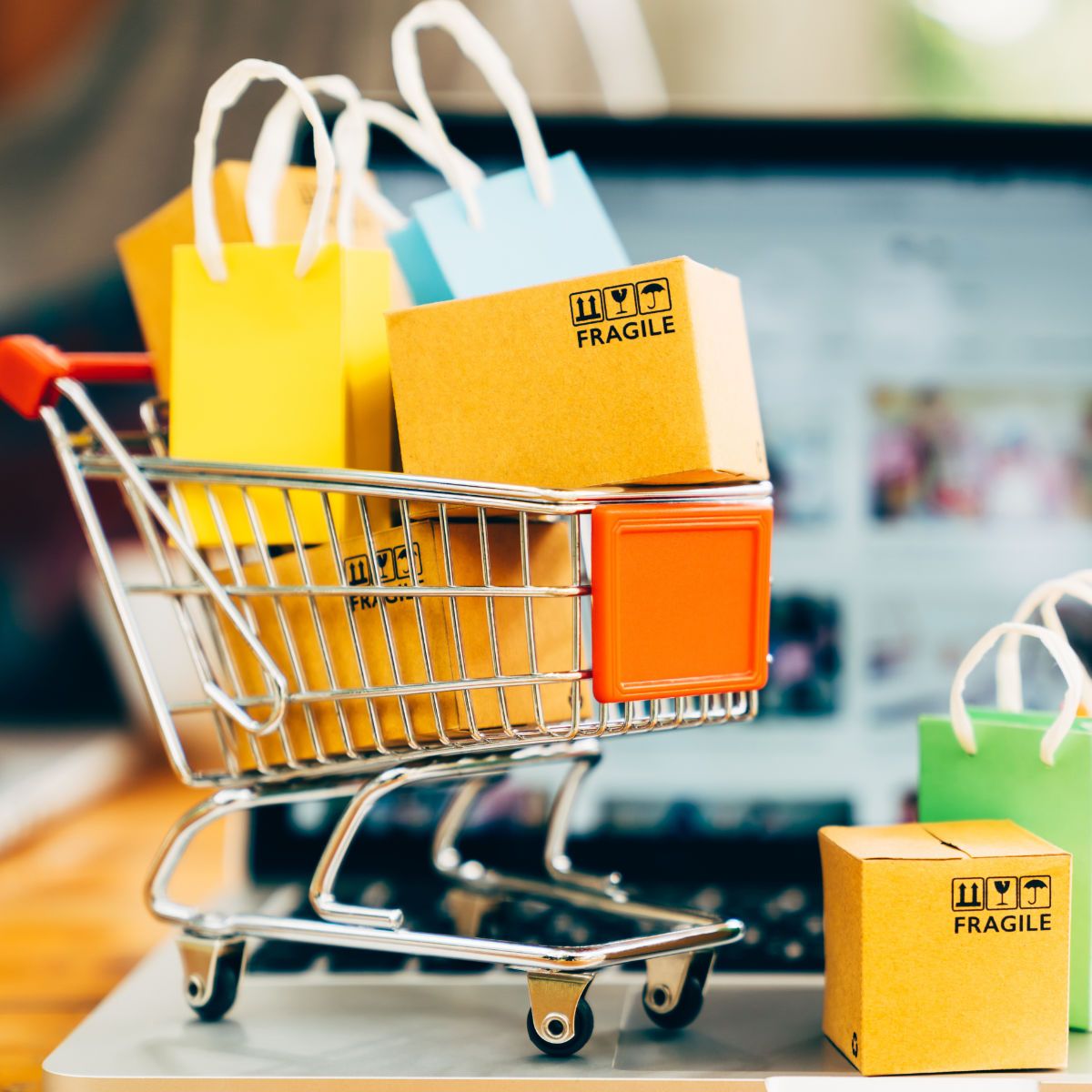 E-Commerce-Kaufmann/E-Commerce-Kauffrau